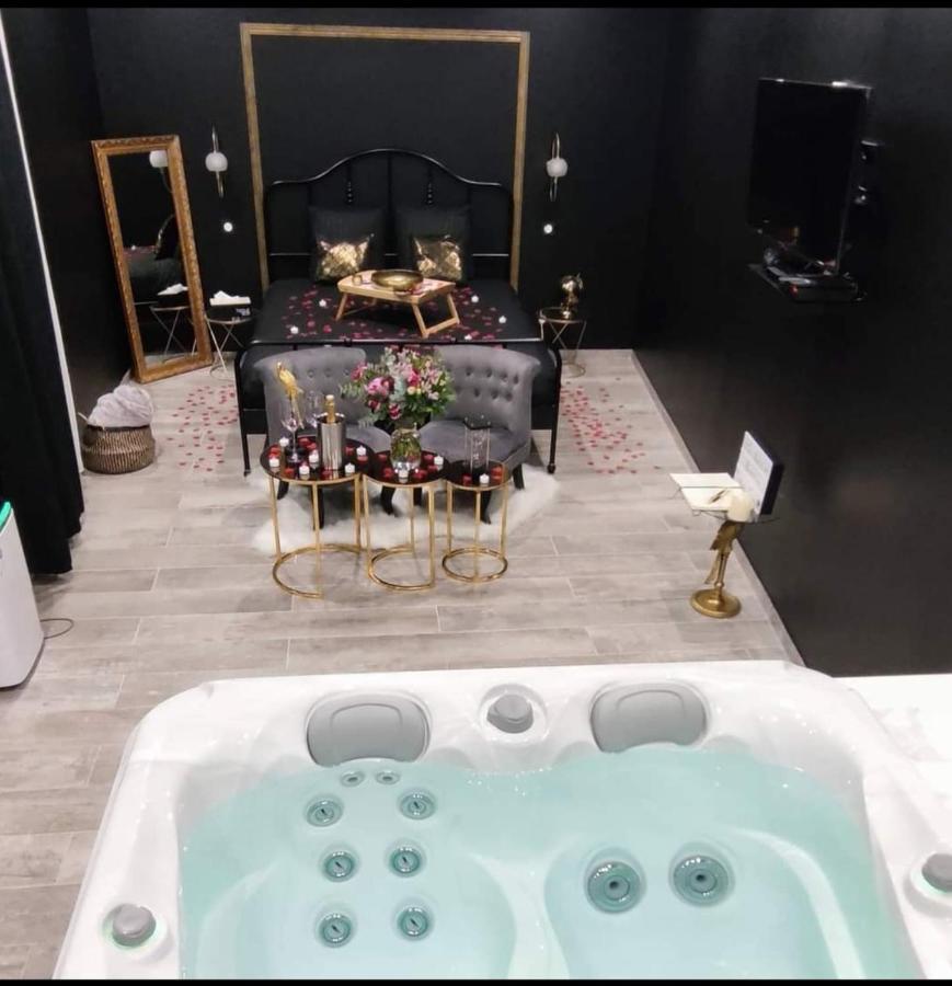 Love Room Bordeaux Apartment *