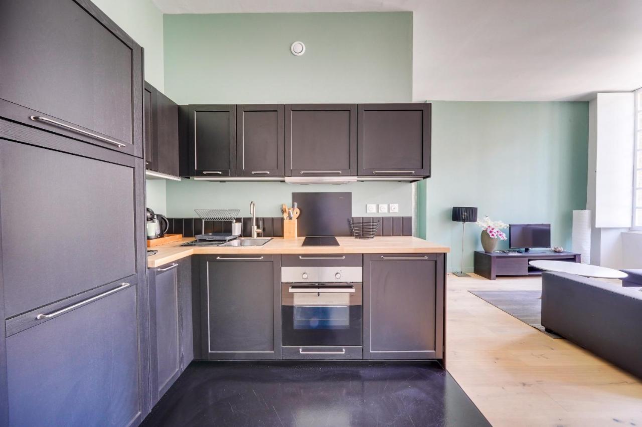 Apartment For 2 In Historical Center