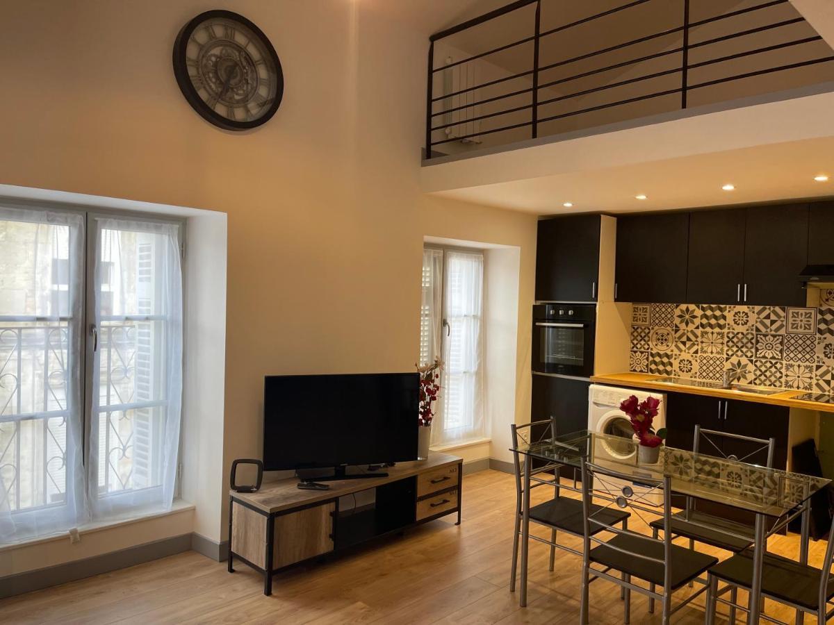 Centre Belle Duplex Apartment *