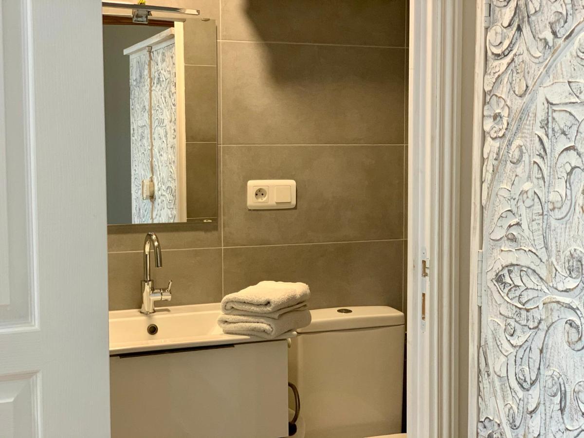Tang Home-bordeaux Hyper Centre Bed & Breakfast Bordeaux