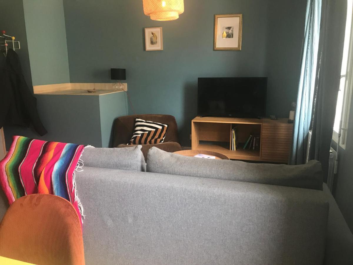 2 Pieces Cosy Gare