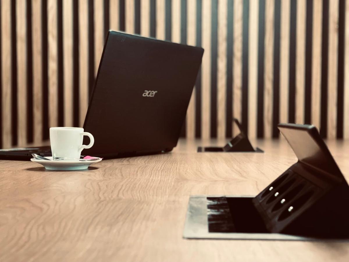 Novotel Centre Gare Saint Jean Khách sạn