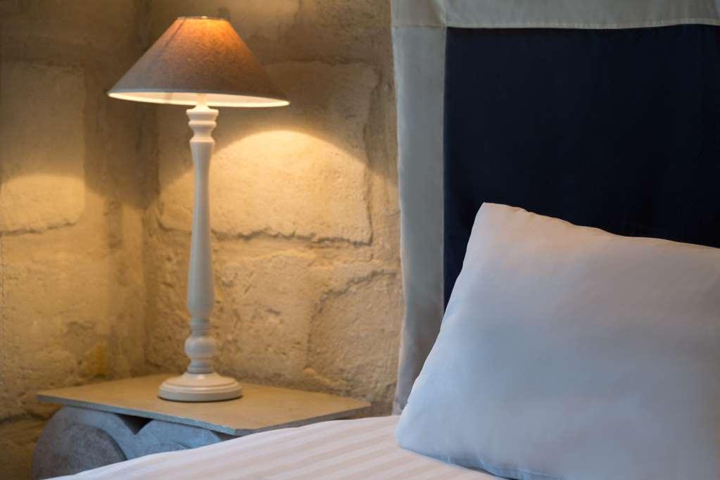 La Tour Intendance Bordeaux