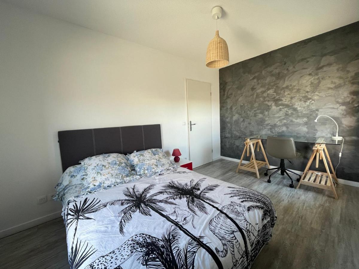 Appartement Dernier étage, Balcon, Parking Gratuit !
