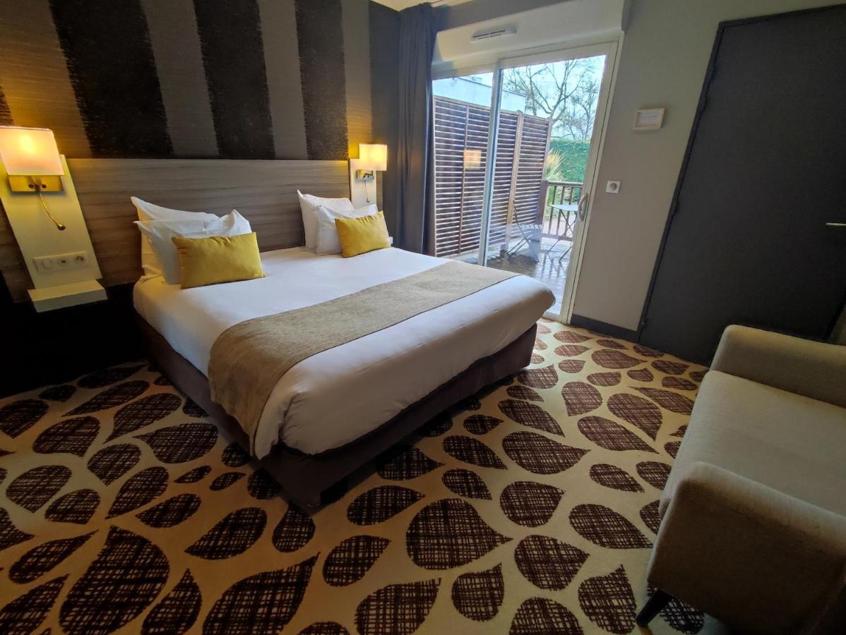 Contact Le Provencal Hotel 3*