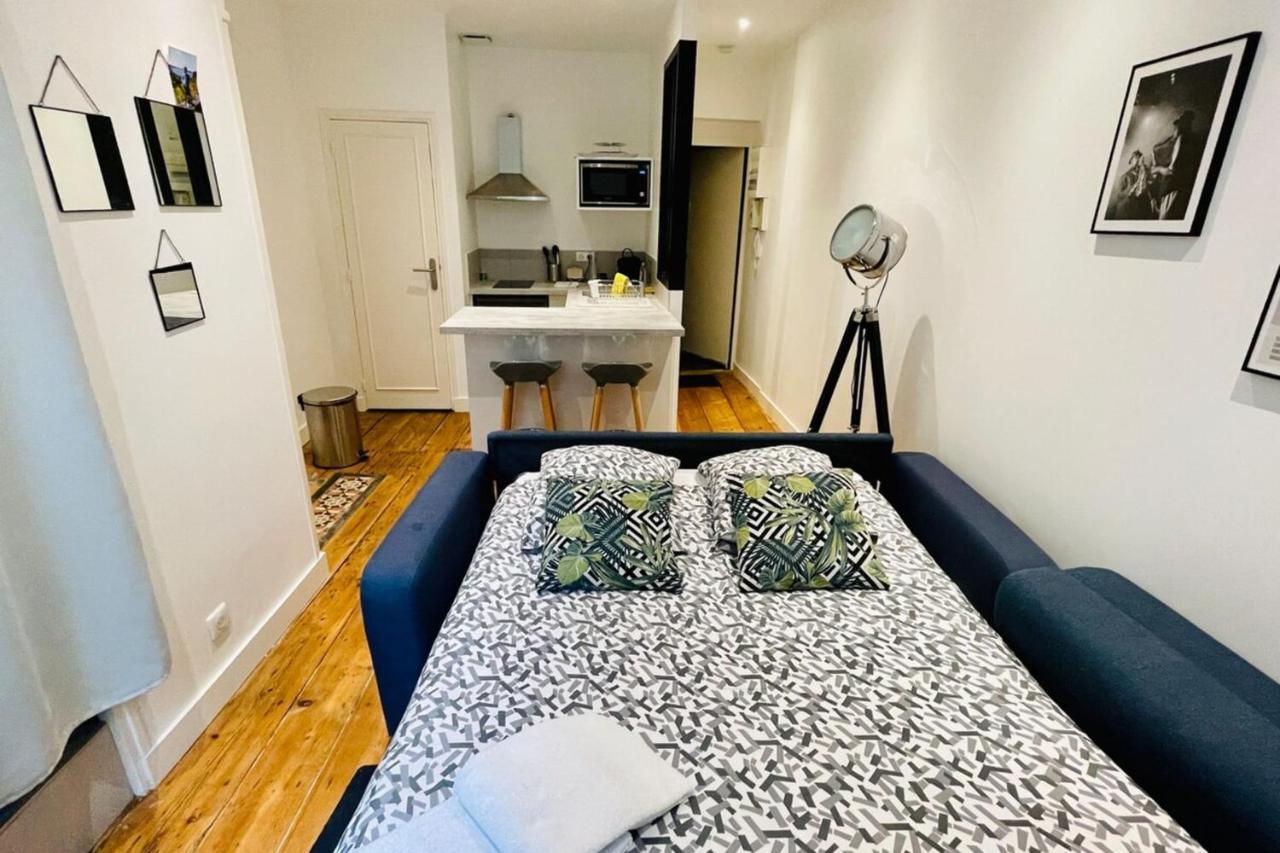 Nice Studio With Furnished Balcony In A Dynamic District * Bordeaux