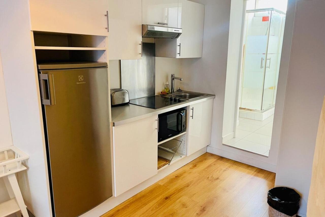 Furnished Studio In A Quiet Authentic Area Near Amenities Bordeaux