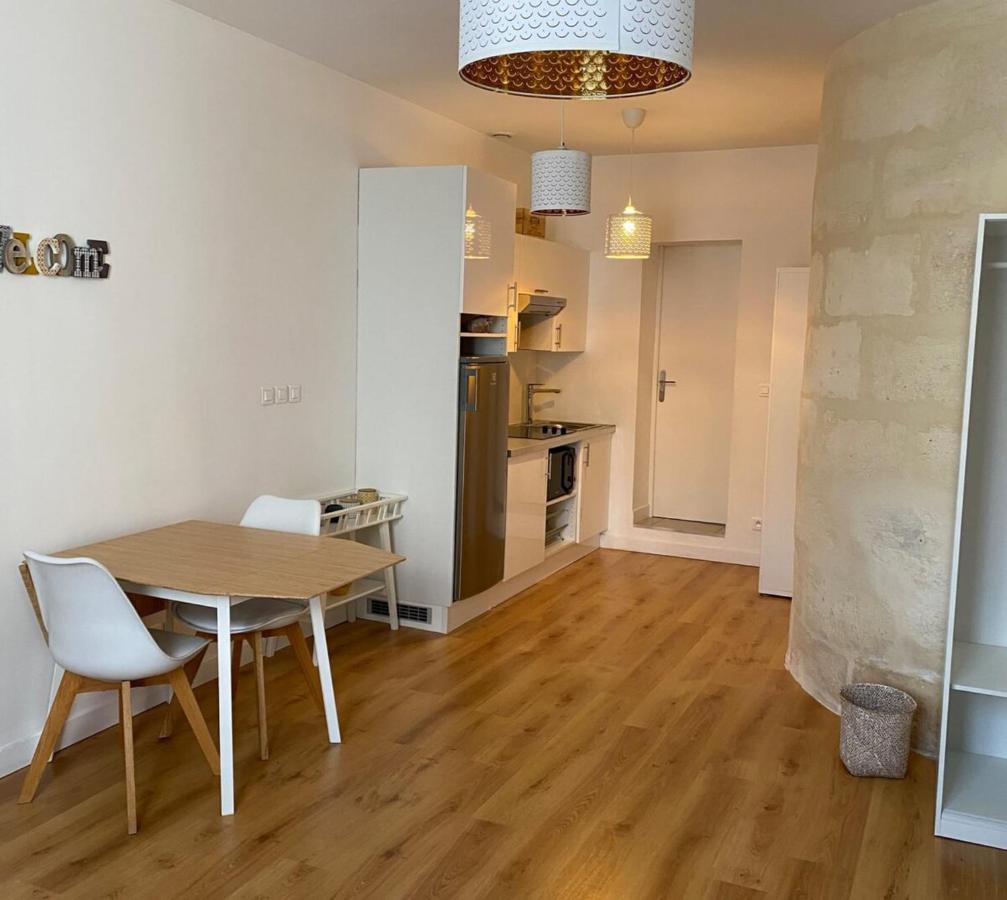 Furnished Studio In A Quiet Authentic Area Near Amenities Apartment *