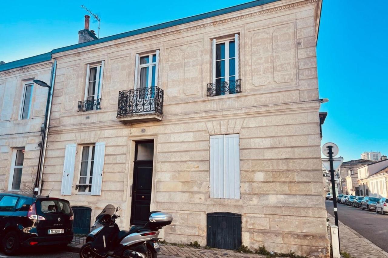 Furnished Studio In A Quiet Authentic Area Near Amenities Apartment Bordeaux