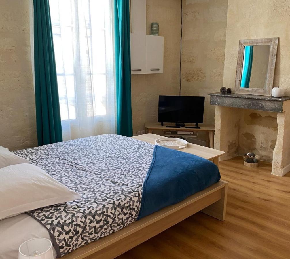Furnished Studio In A Quiet Authentic Area Near Amenities Apartment