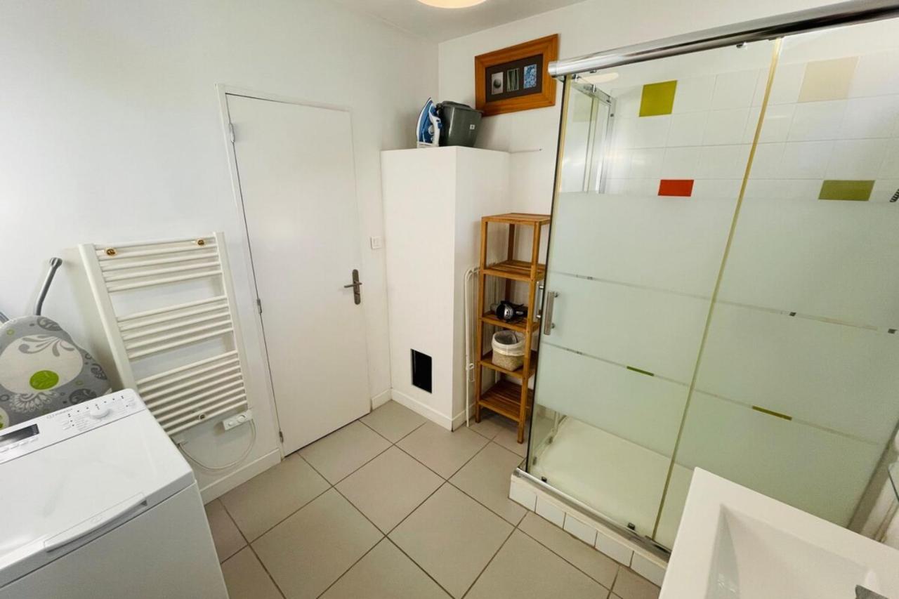 Apartment Furnished Studio In A Quiet Authentic Area Near Amenities Bordeaux