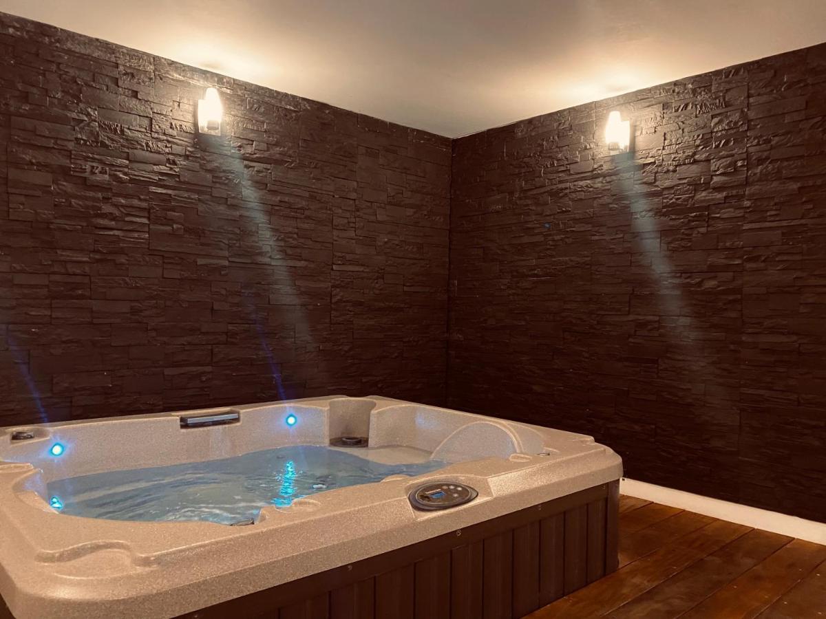 Mieuxqualhotel Jacuzzi Privatif Velvet Desire * Bordeaux