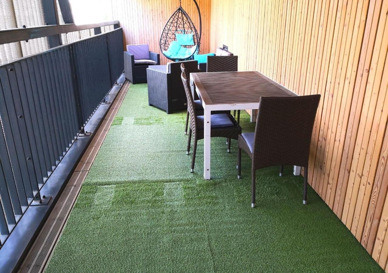 La Vie Aux Bassins Et Terrasse Privee Apartment Bordeaux