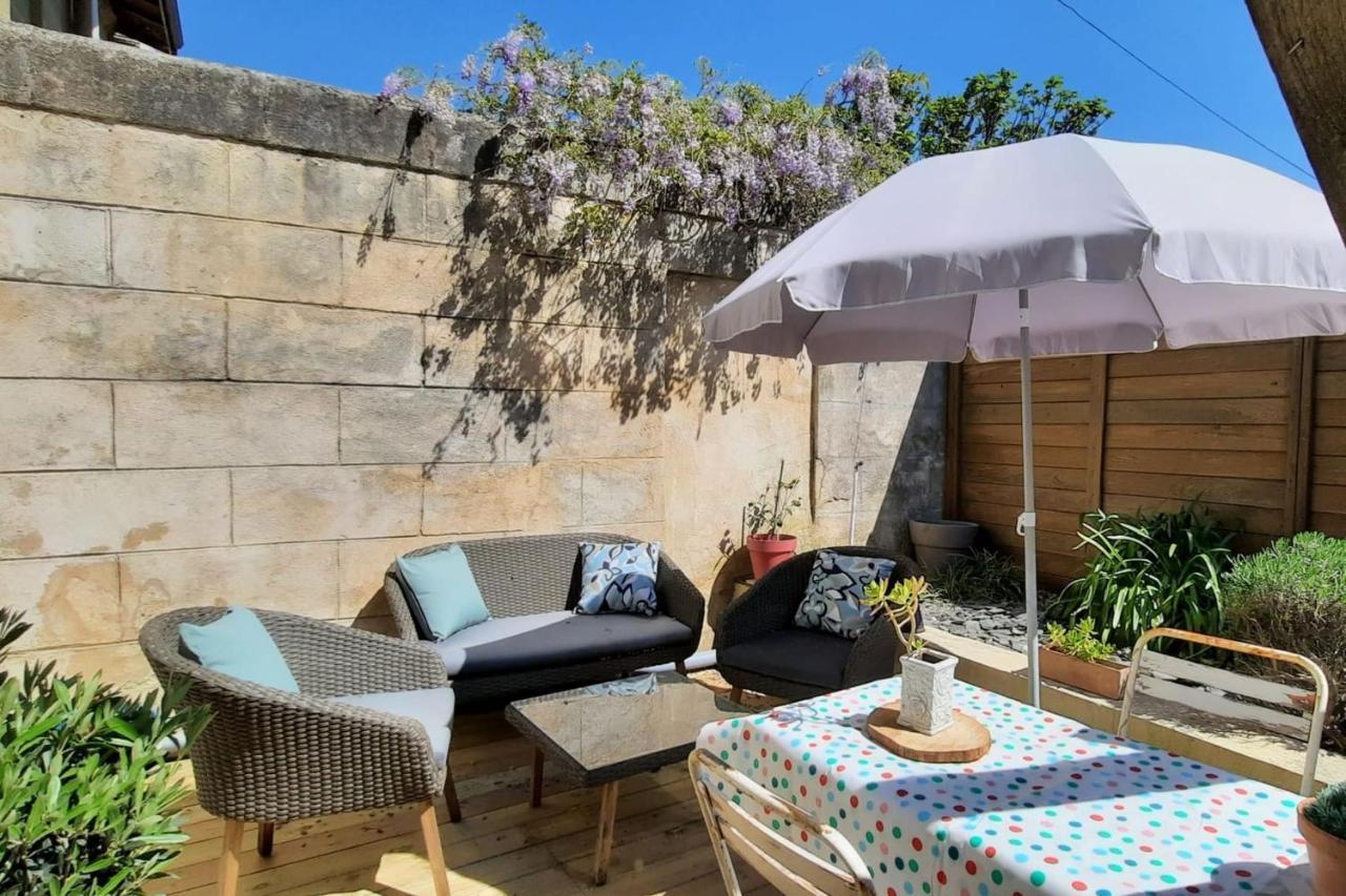 Furnished Near Palais De La Justice With 2 Bedrooms & A Garden Bordeaux