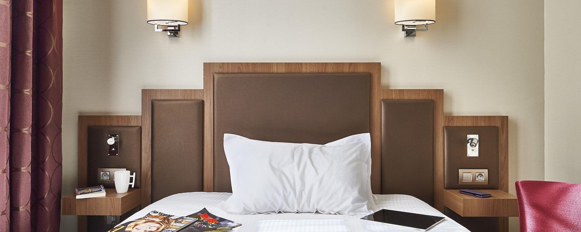 Western Premier Hbeo Centre Khách sạn 4*