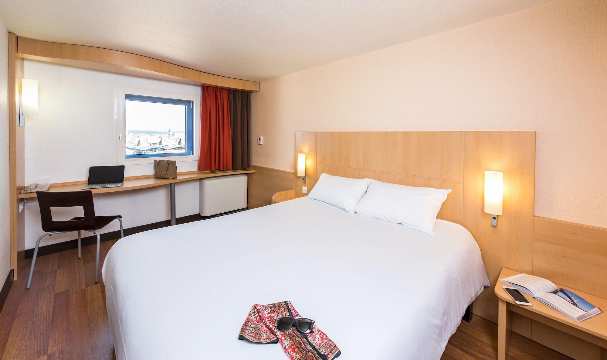 Hotel Ibis Centre Meriadeck 3*