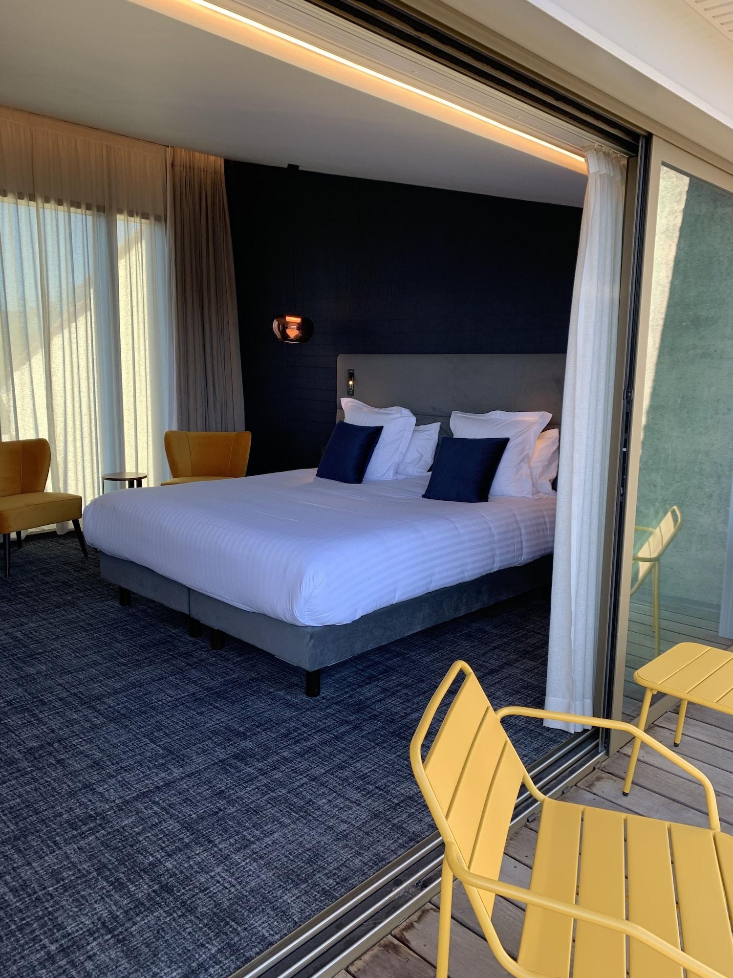 La Maison Bord'eaux Hotel 4*