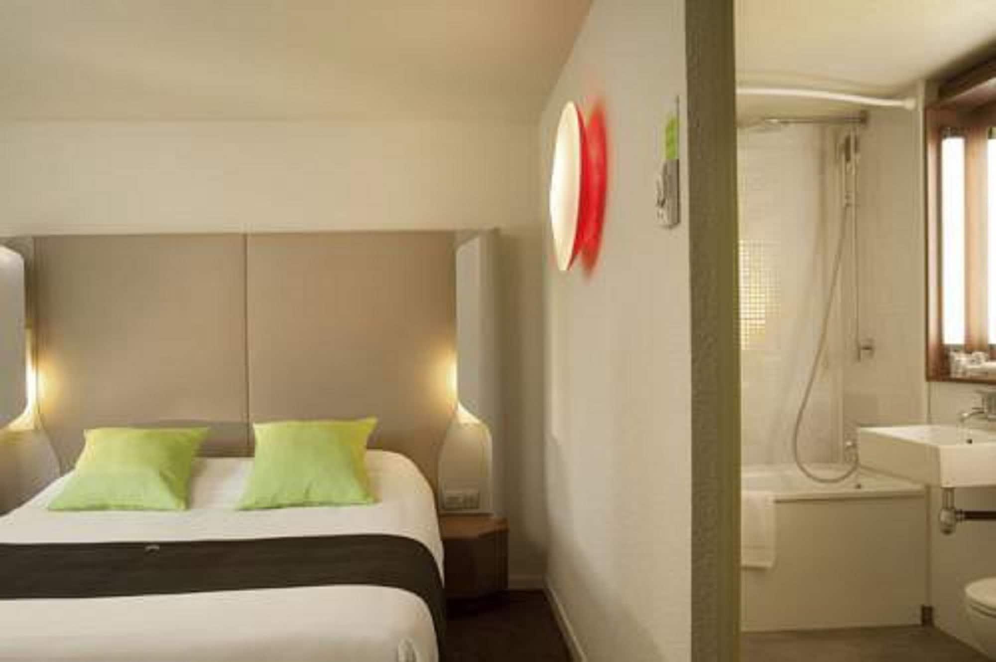 Hotel Campanile - Le 3*