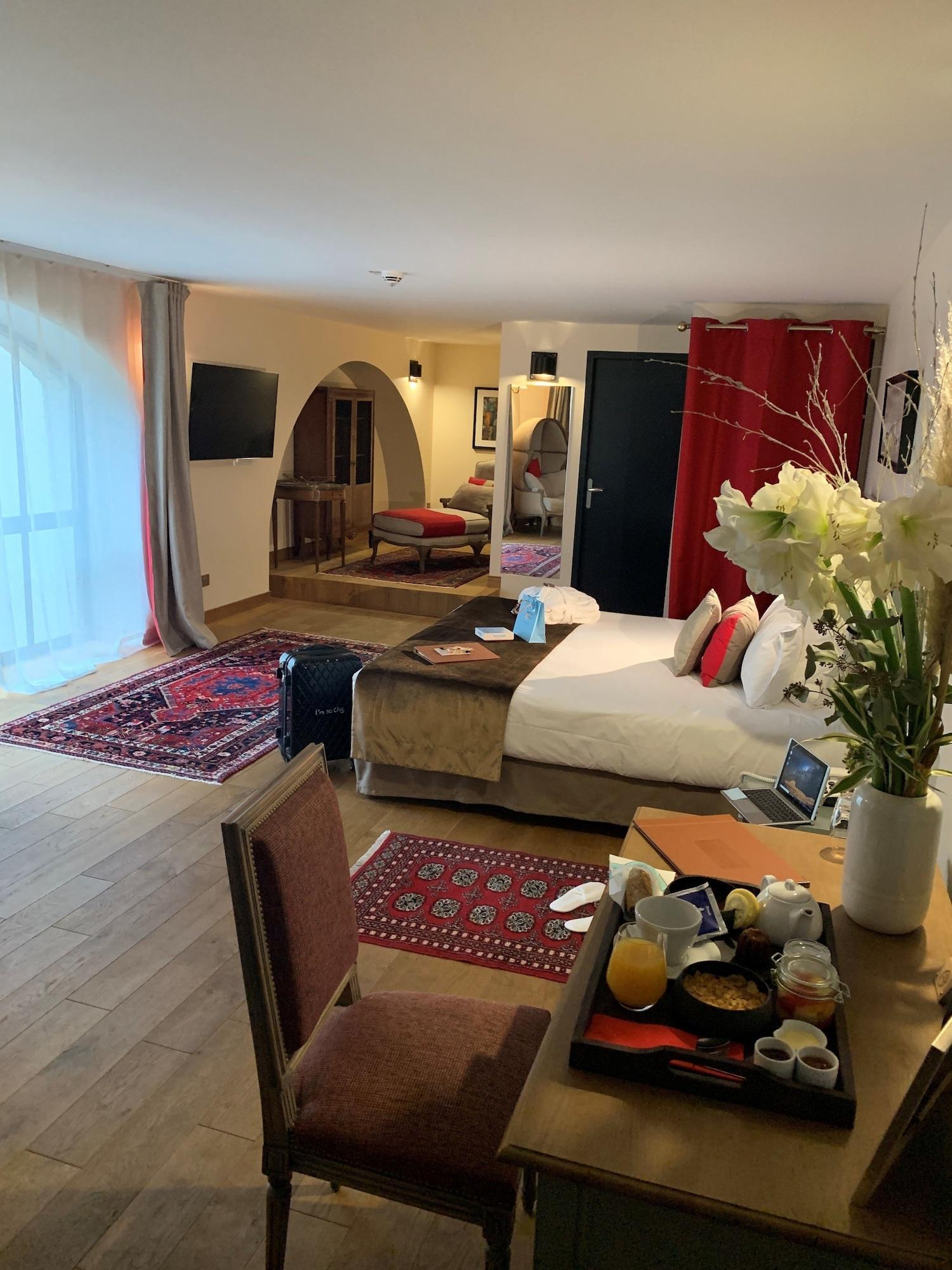 Vatel Khách sạn 4*