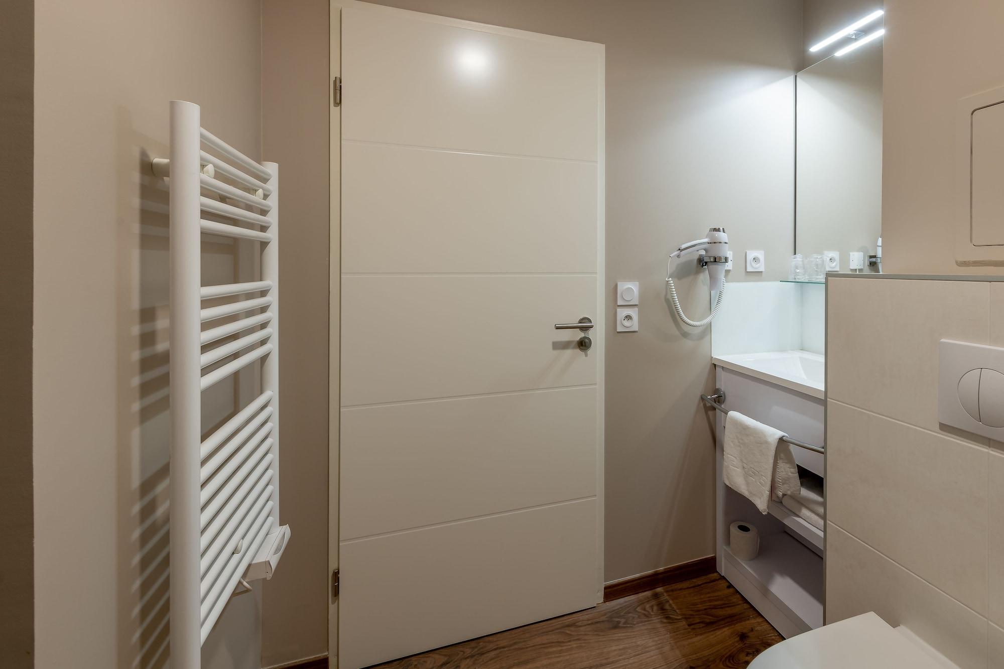Centre Marne - Gare Saint-jean Aparthotel 3*