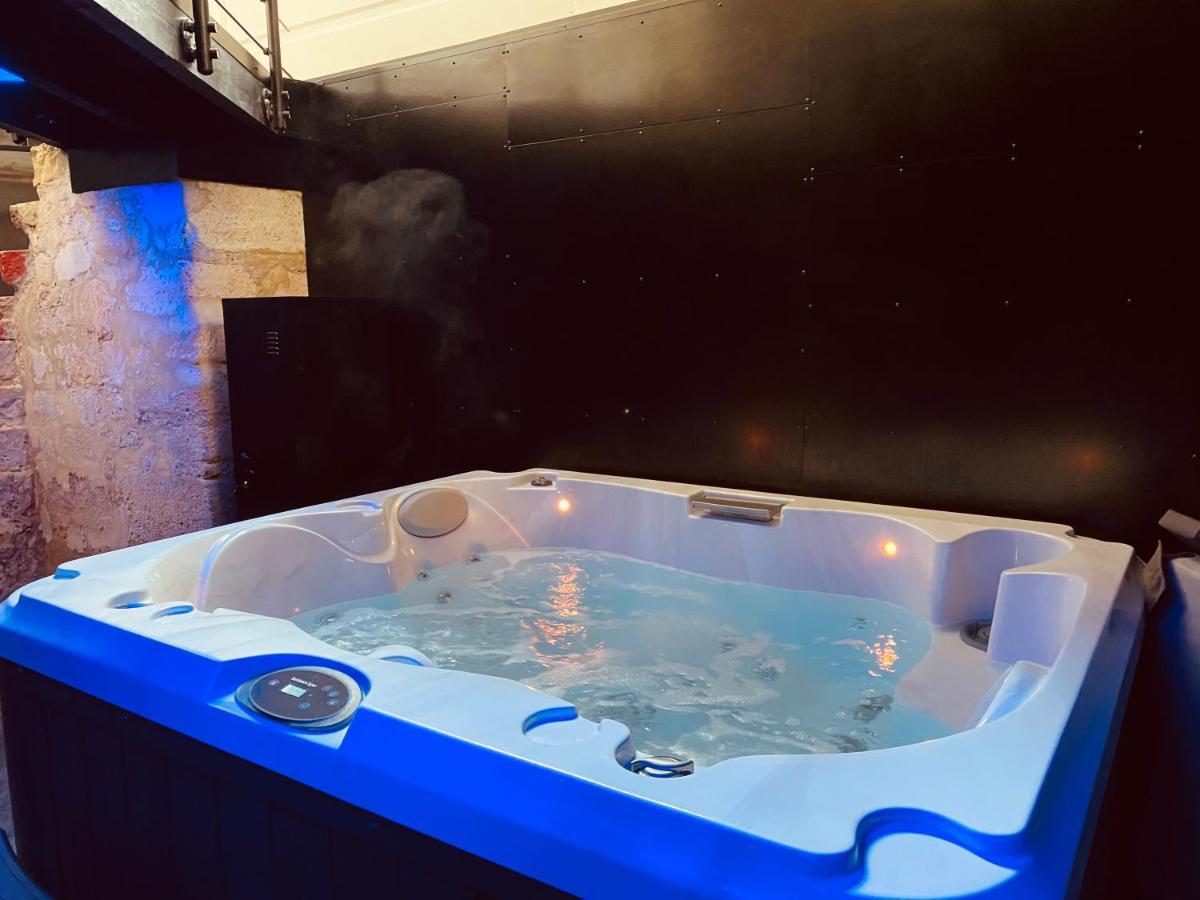 Appartement Mieuxqualhotel Jacuzzi Privatif La Retro