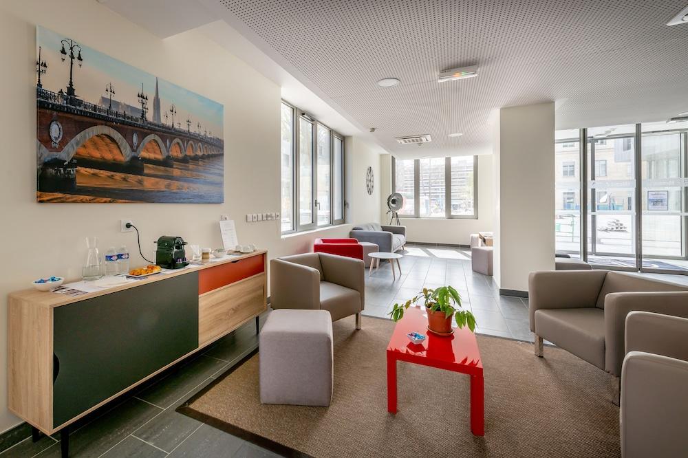 Centre Marne - Gare Saint-jean Aparthotel 3*