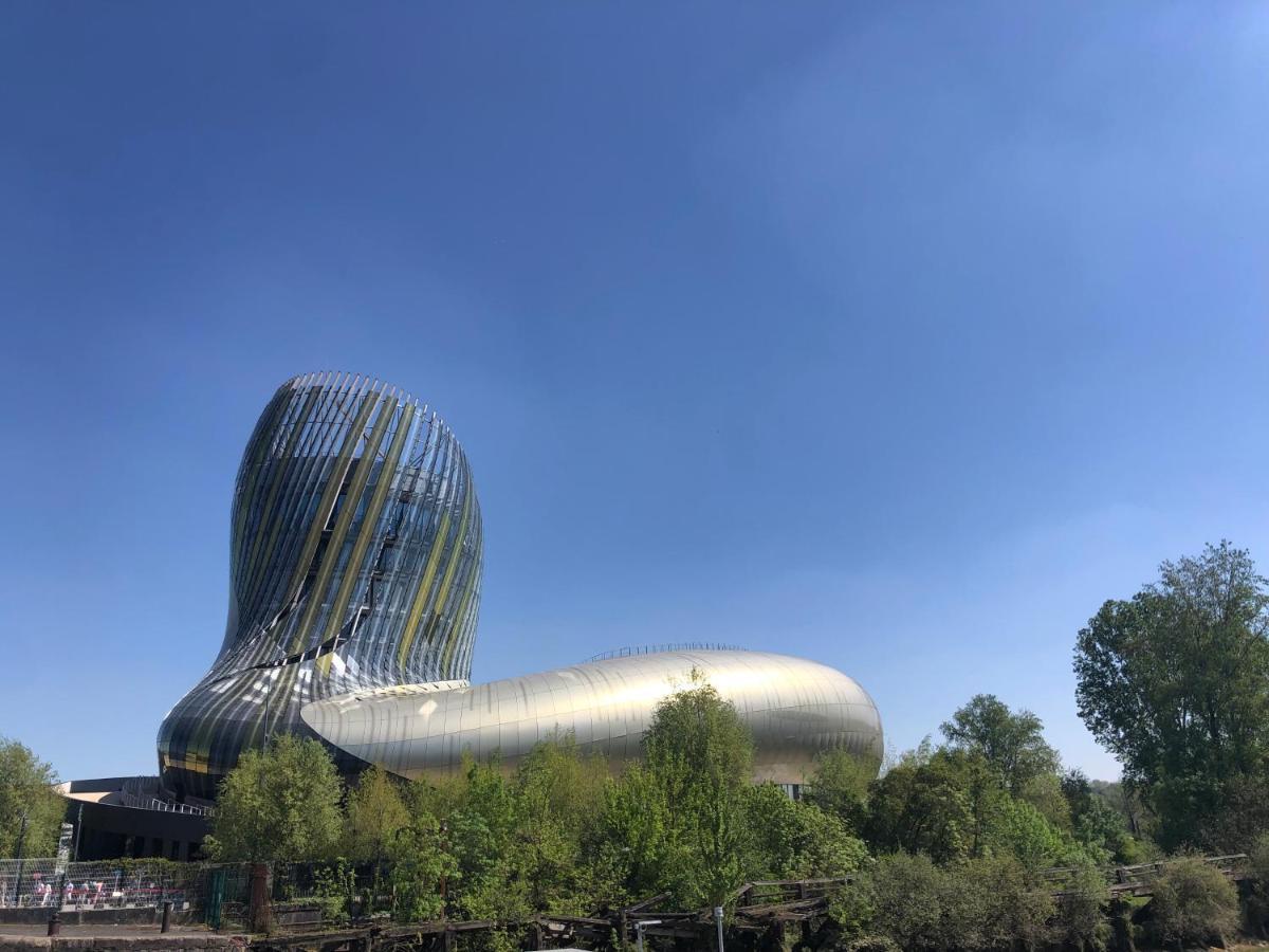 Cité Du Vin Chartrons Bacalan * Bordeaux