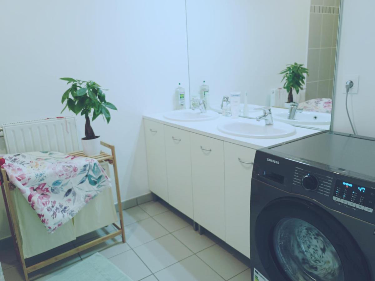 Homestay In *