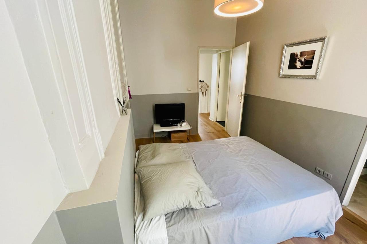 Apartment T4-wohnung Im Herzen Des Alten In Der Nähe Aller Annehmlichkeiten