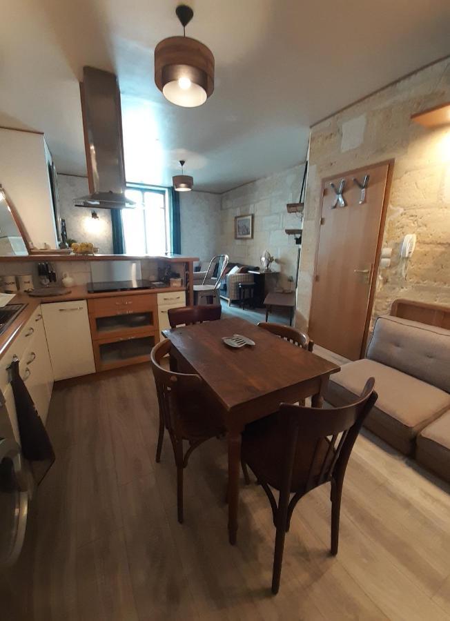 Apartment Chartrons Superbe T2 Avec Terrasse