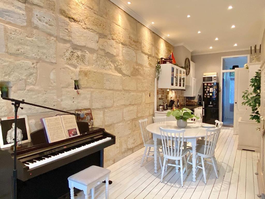 Grand Haussmanien De Standing Avec Jacuzzi Terrasse Et Parking En Hyper Centre Apartment Bordeaux