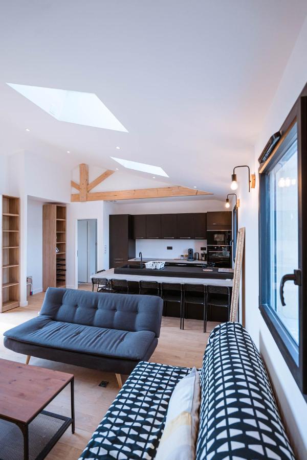 Magnifique Avec Balcon A Apartamento *