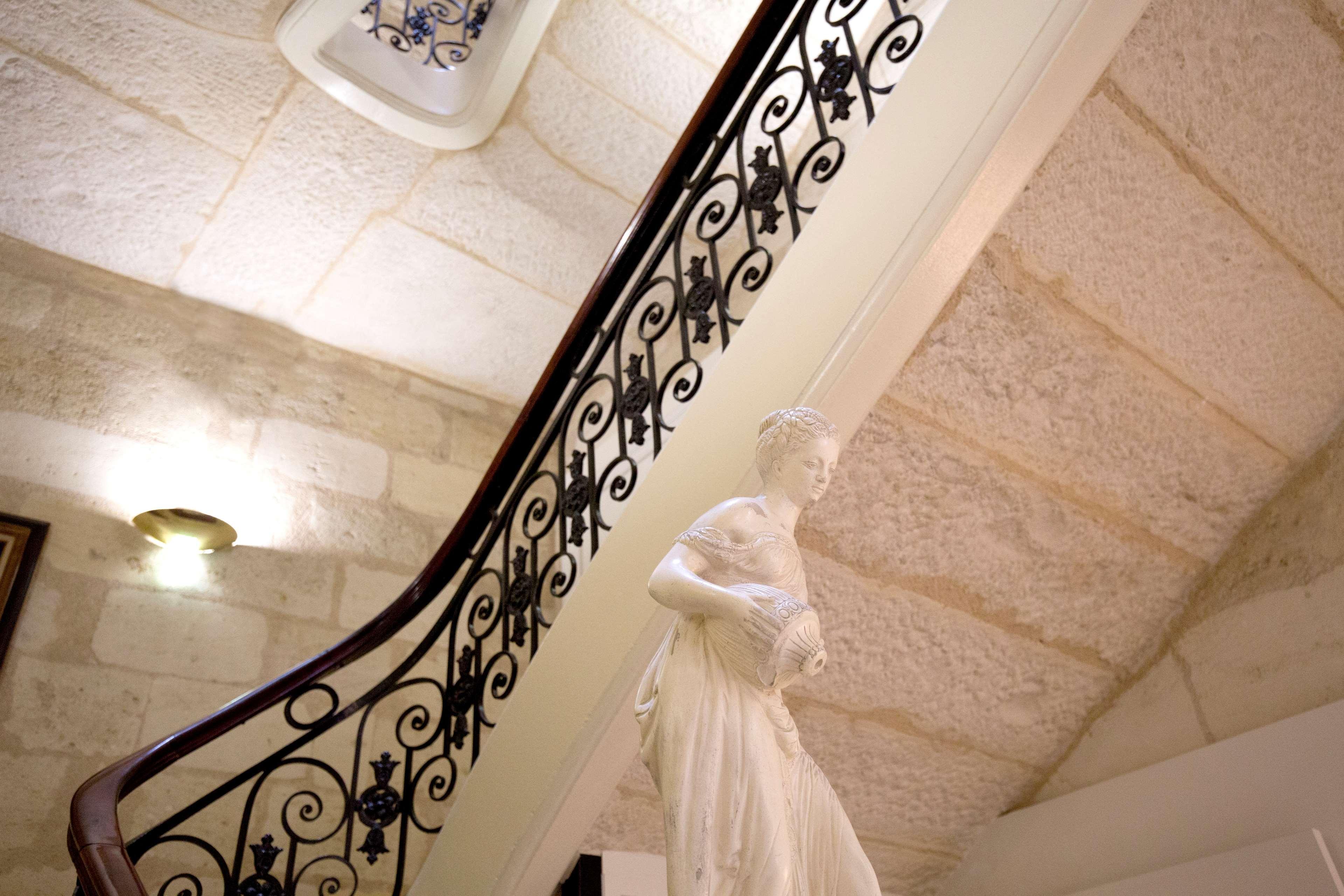 Hotel Western Grand Francais 3*