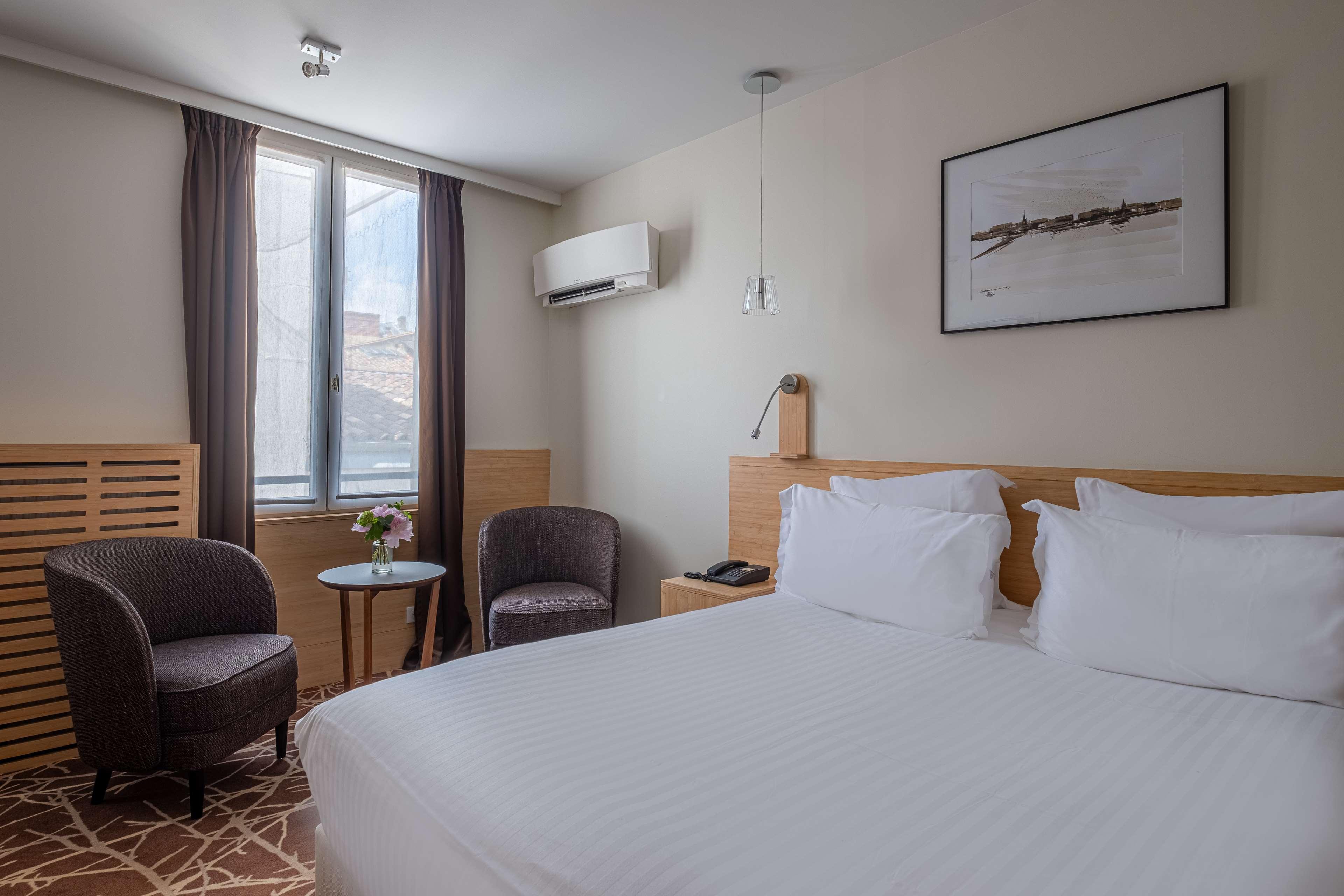 Western Grand Francais Hotel 3*