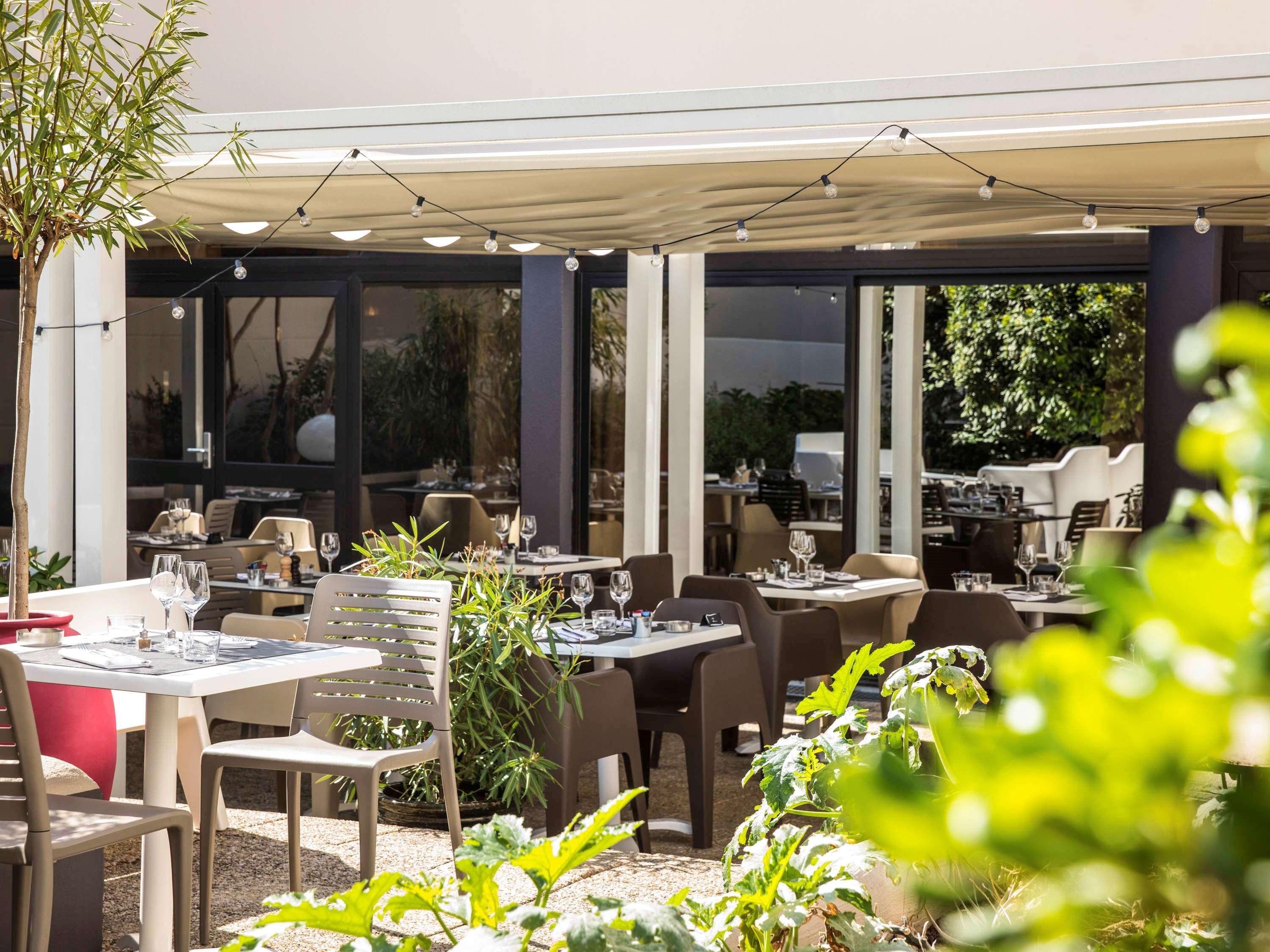 Novotel Centre Gare Saint Jean Hotel 4*