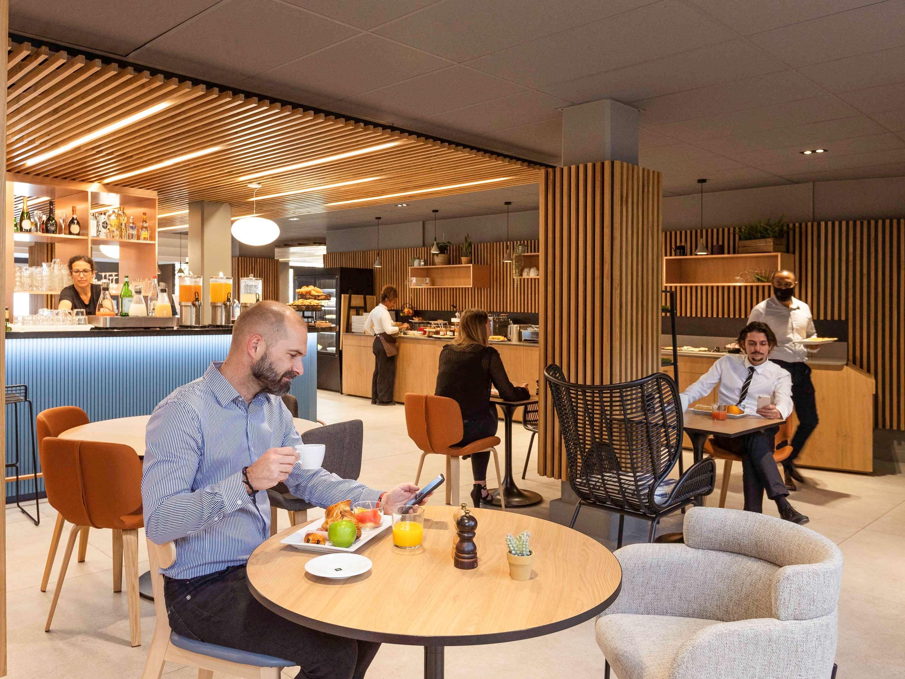 Novotel Centre Gare Saint Jean Hotel