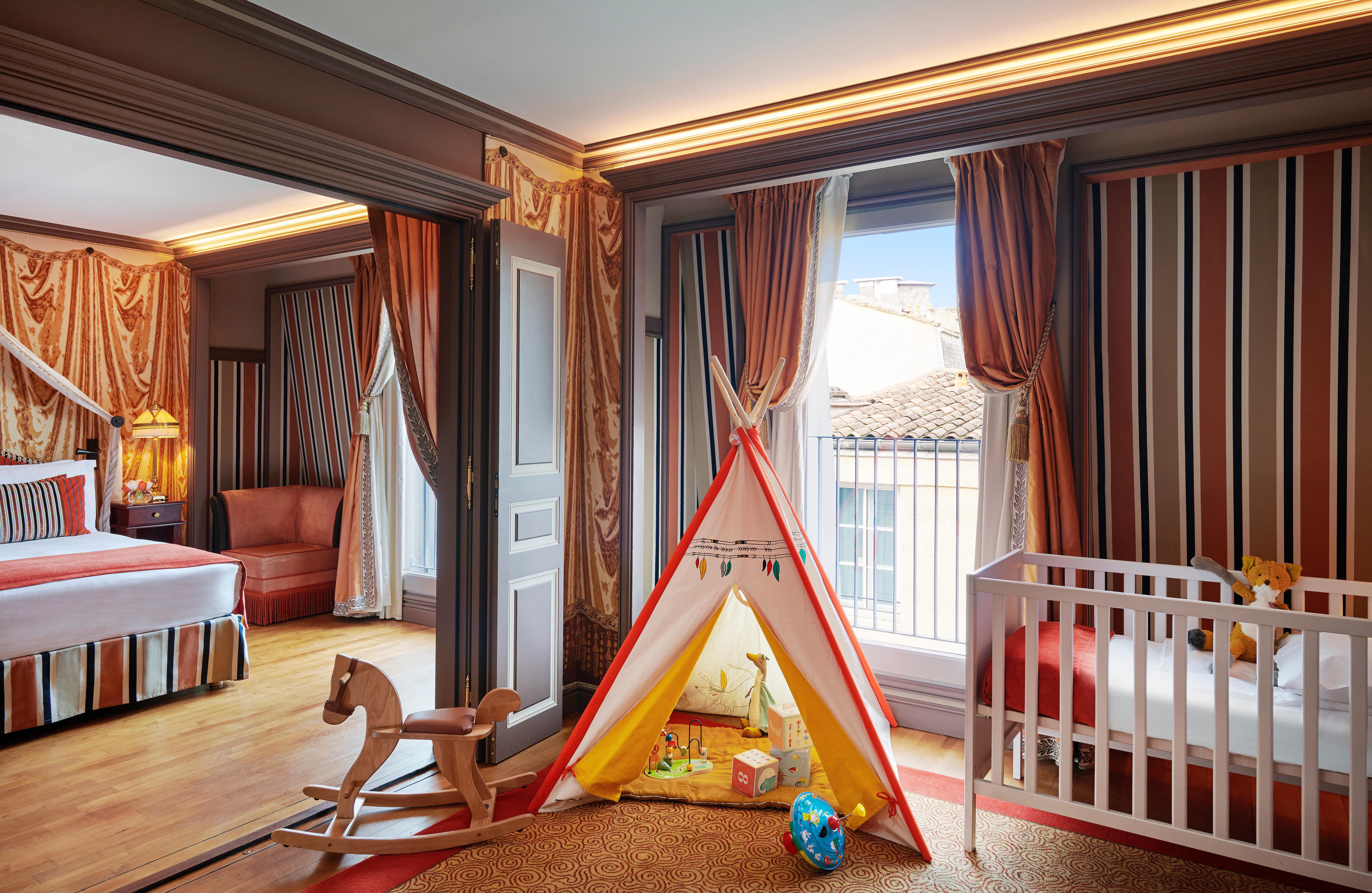 Intercontinental Le Grand By Ihg Hotel Bordeaux