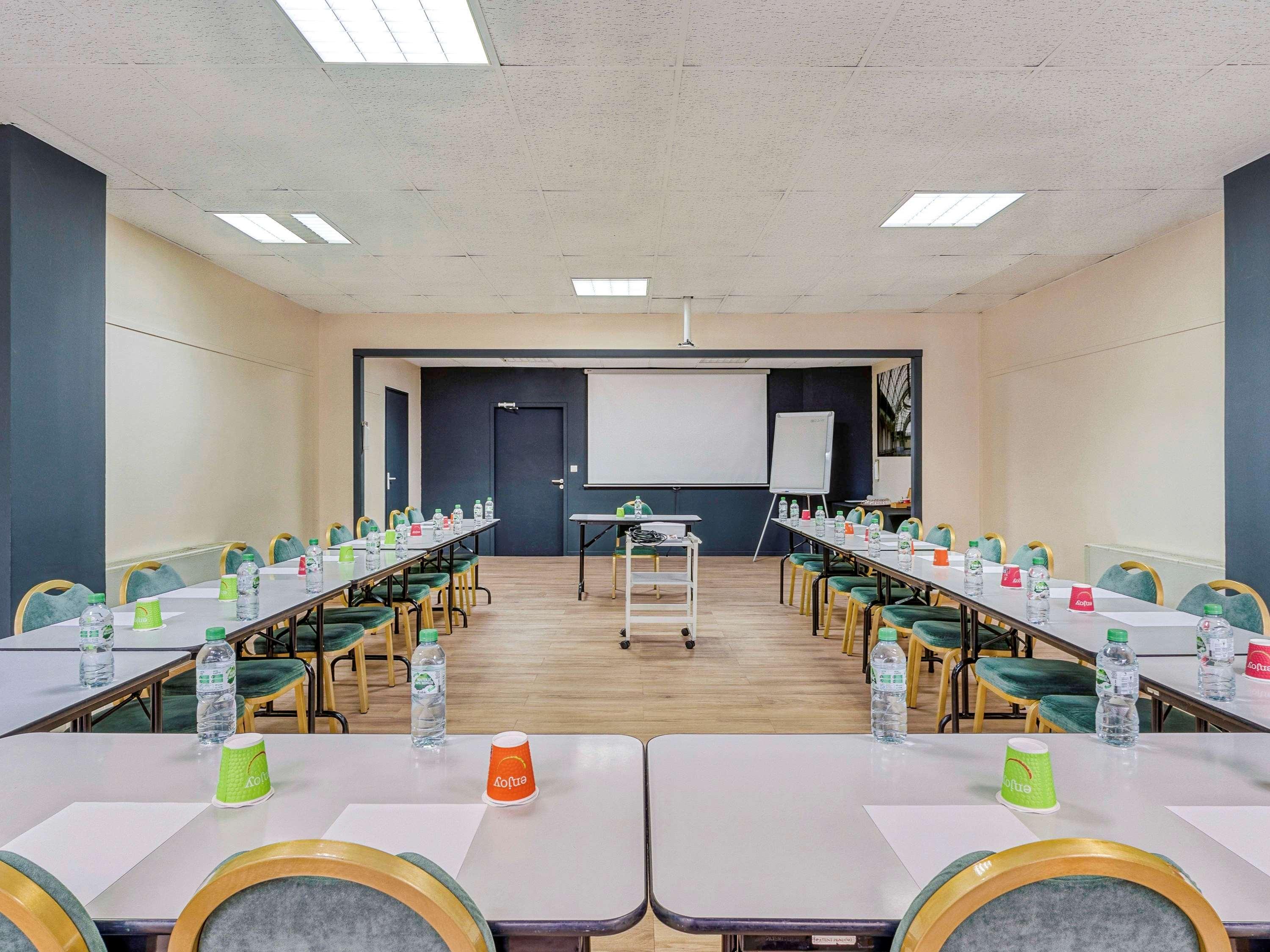 Hotel Ibis Styles Gare Saint-jean 3*