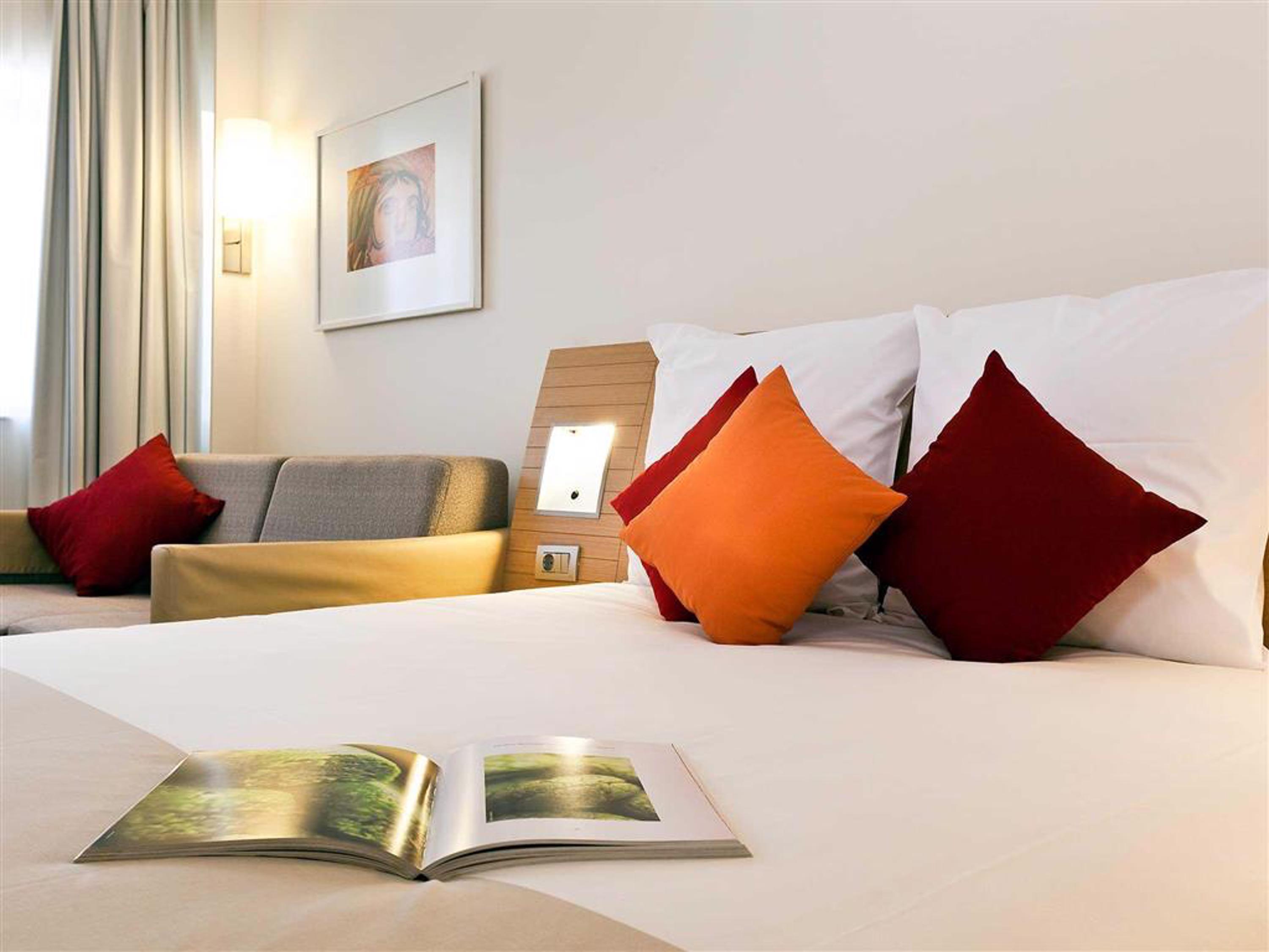 Novotel Centre Hotel 4*