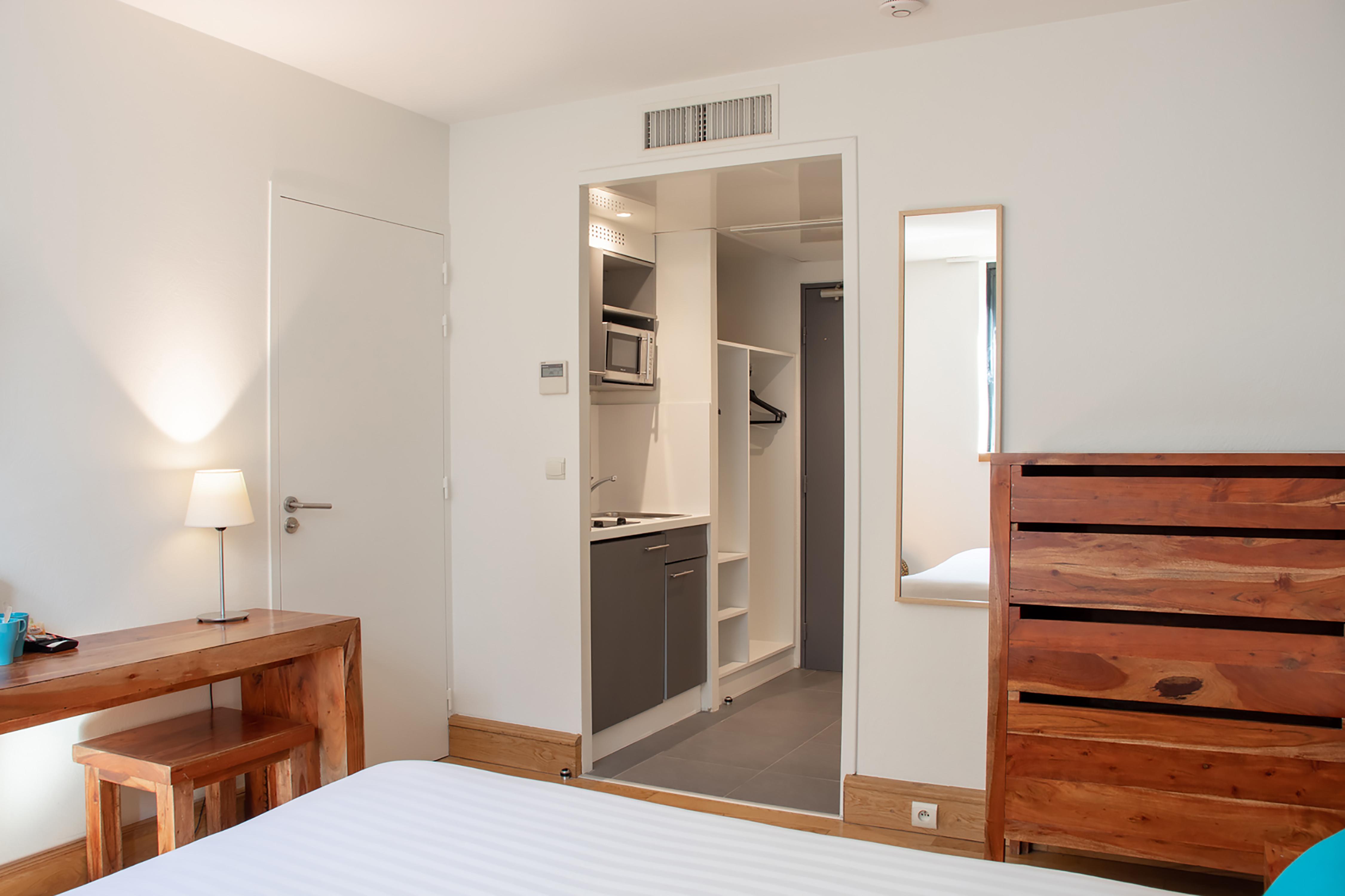 Aparthotel Victoria Garden Centre 3*
