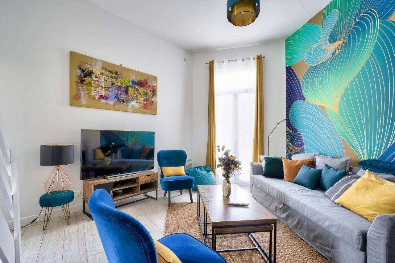 Apartment : Superb Near St-jean Station