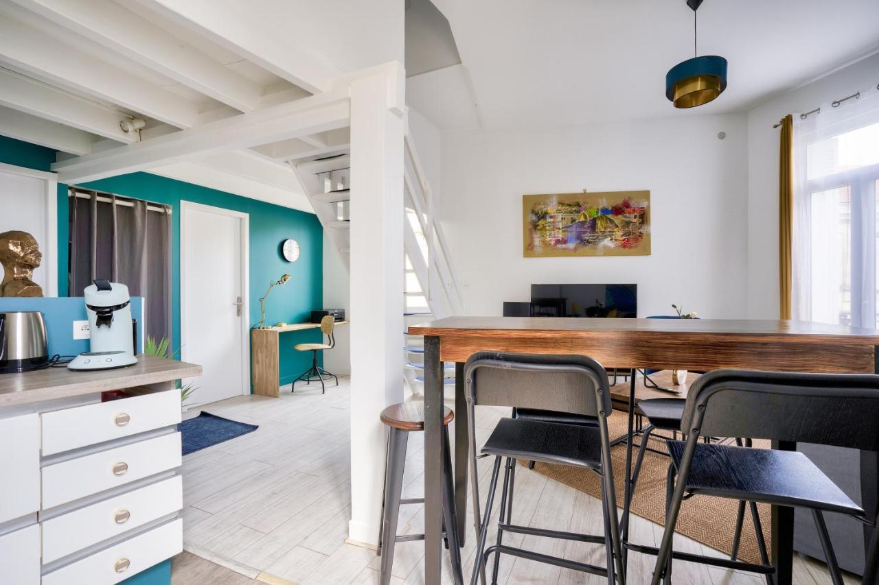 : Superb Near St-jean Station