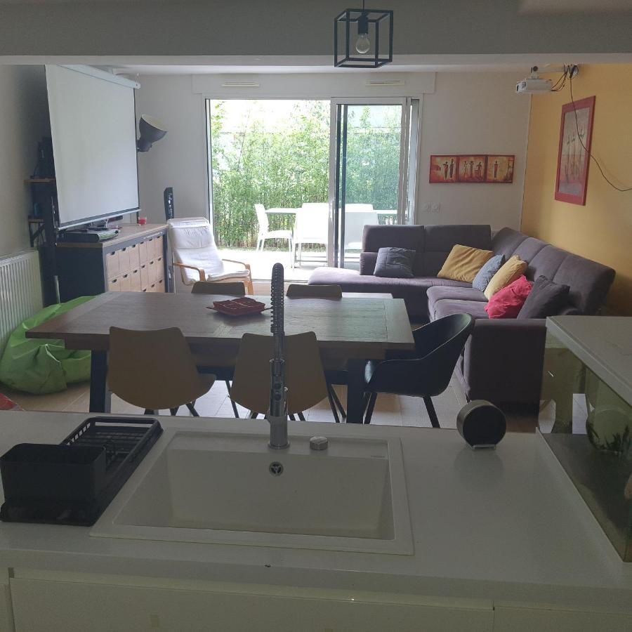 Séjour chez l'habitant Un Coin De Verdure à 5 Minutes Du Centre