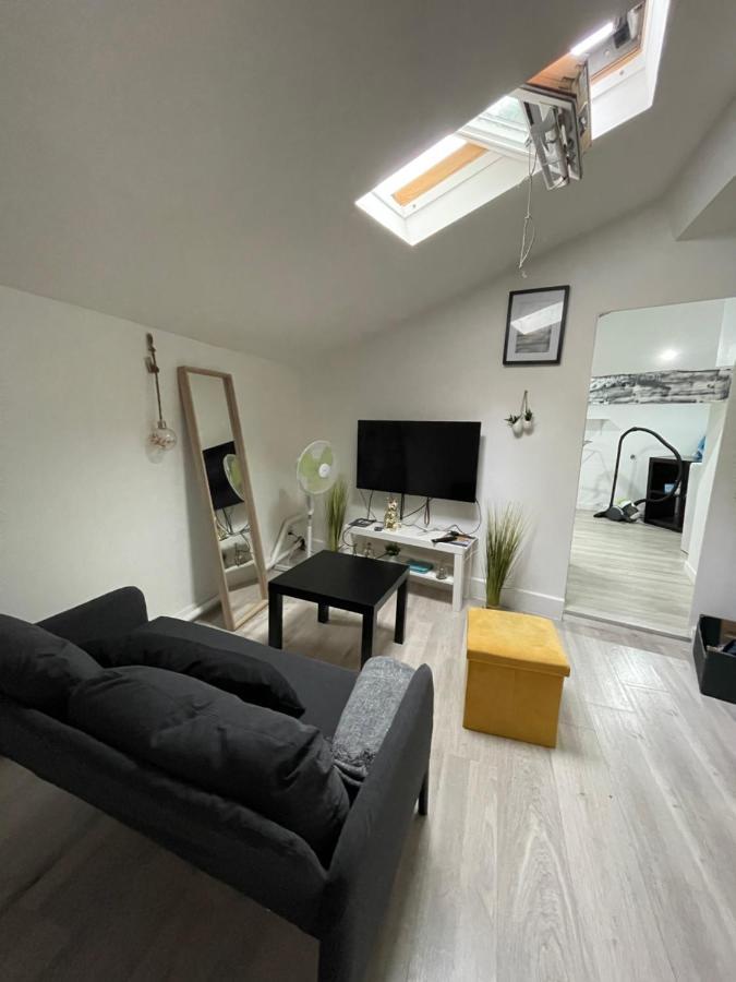 Renove 30m2 A 5 Min De La Gare *