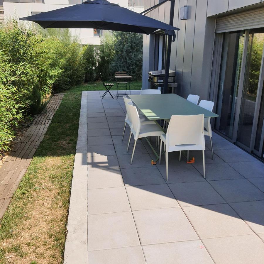 Un Coin De Verdure à 5 Minutes Du Centre Séjour chez l'habitant