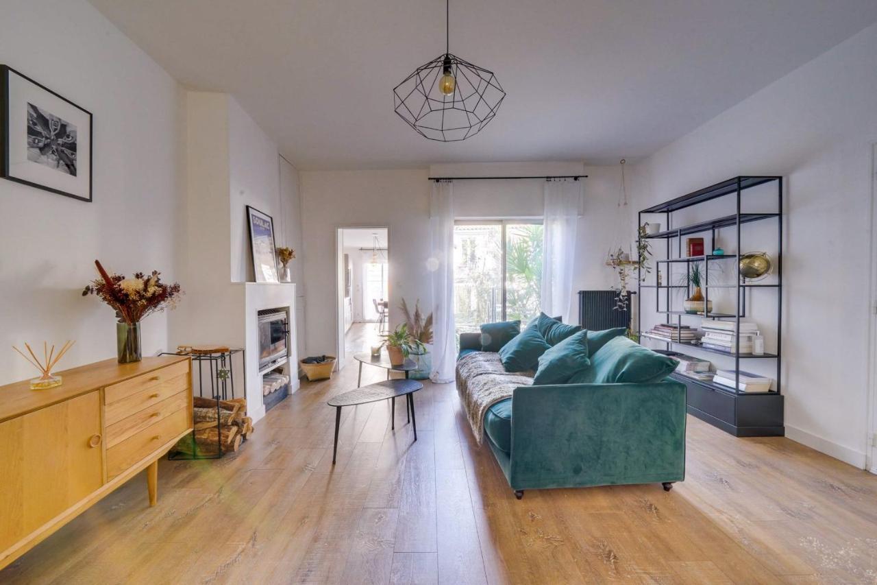 Apartment Beautiful With Terrace Bordeaux