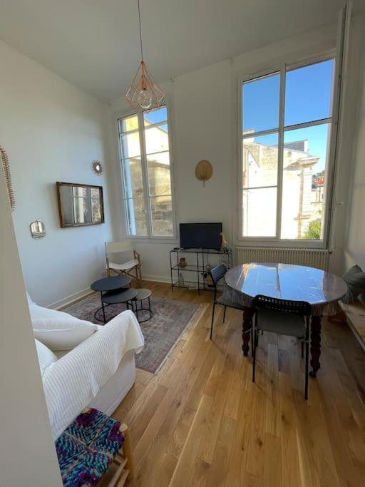 Apartment Charmant Et Calme, T2 Au Coeur De Bordeaux