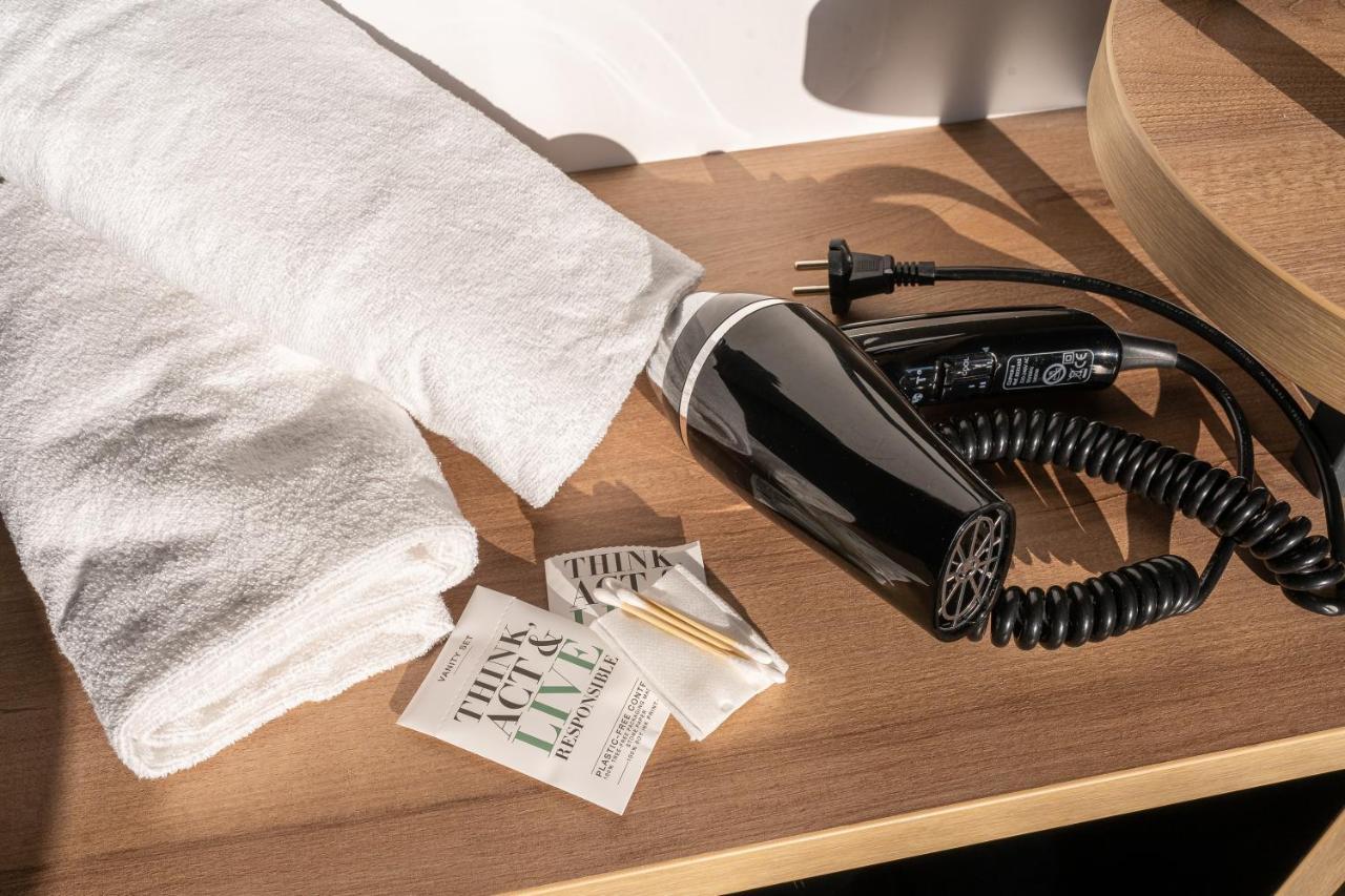 Hotel Bassins A Flot Bordeaux