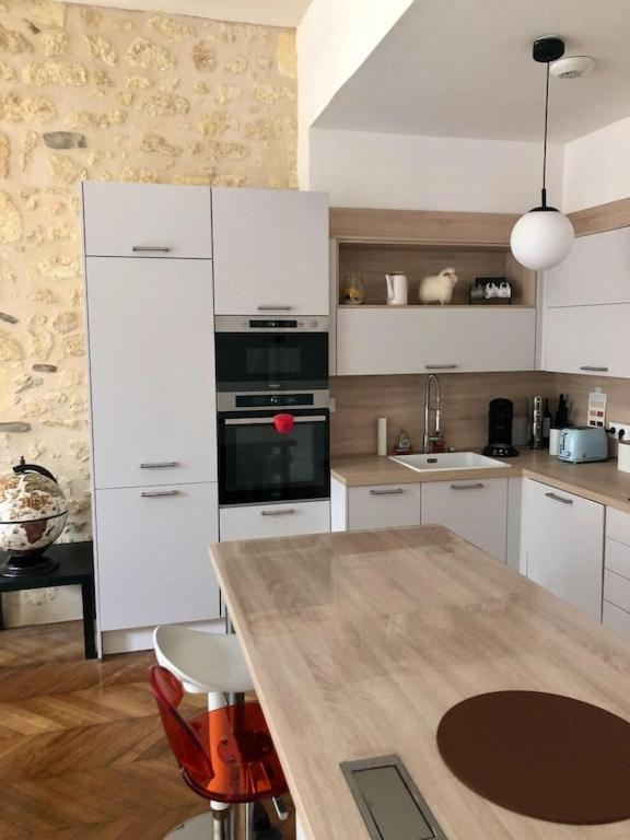 Fantastic 3-room Heart Of Les Chartrons - * Bordeaux