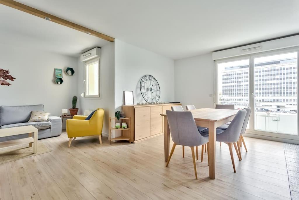 Super T2 En Centre Avec Terrasse Et Parking Apartment Bordeaux